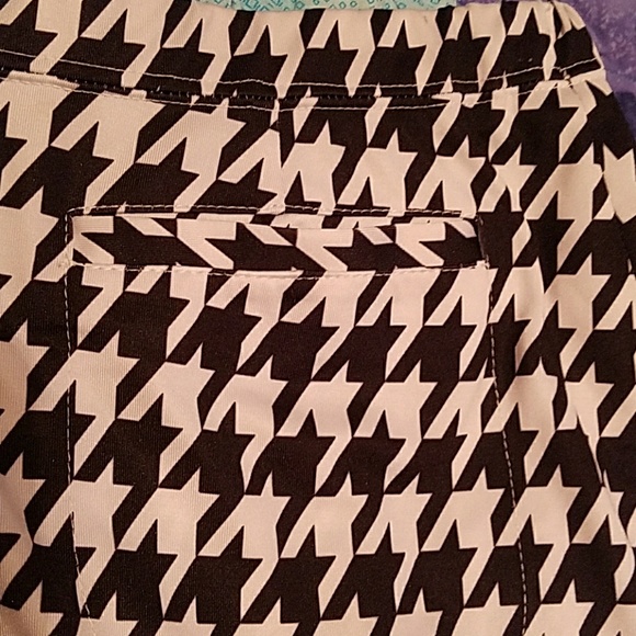 TRACEYLYNN Golf skirt - Picture 4 of 4